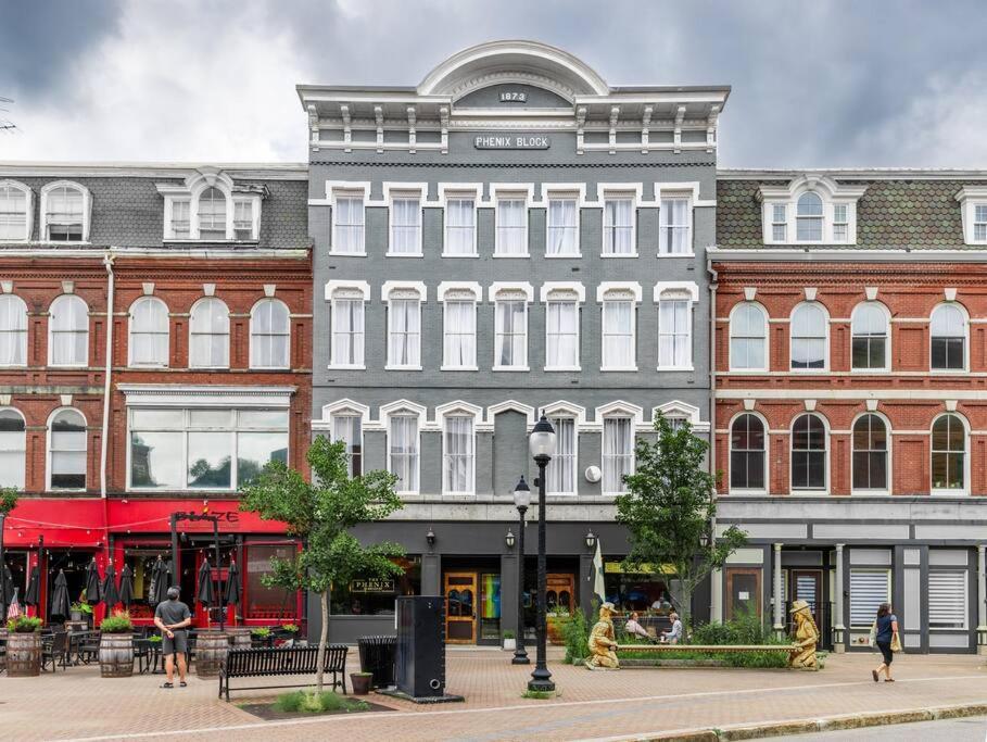 The Phenix Historic Dtwn Hotel, King Bed, Pickering Square View, Room # 301 Μπάνγκορ Εξωτερικό φωτογραφία